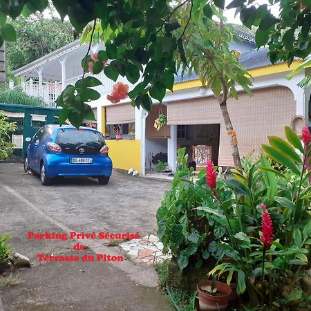 Terrasse Du Piton Bed & Breakfast Deshaies Exterior photo