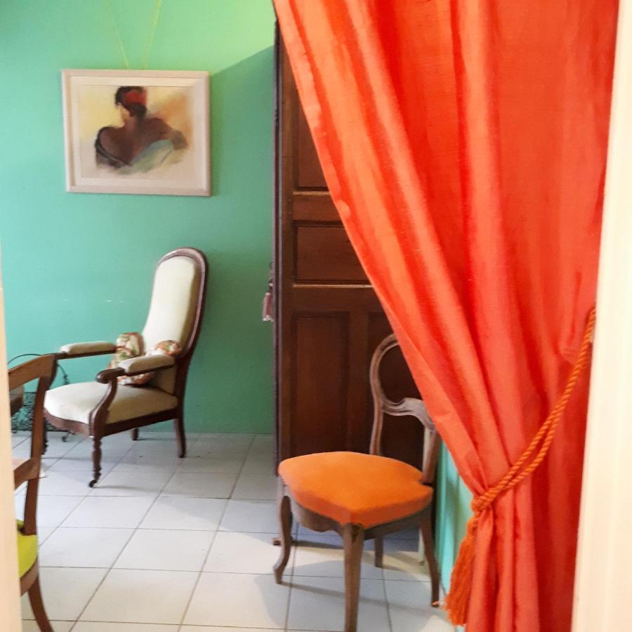 Terrasse Du Piton Bed & Breakfast Deshaies Exterior photo